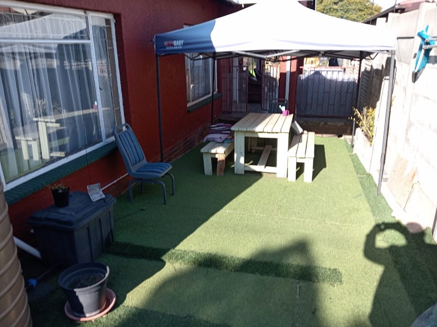 3 Bedroom Property for Sale in Roodepoort North Gauteng