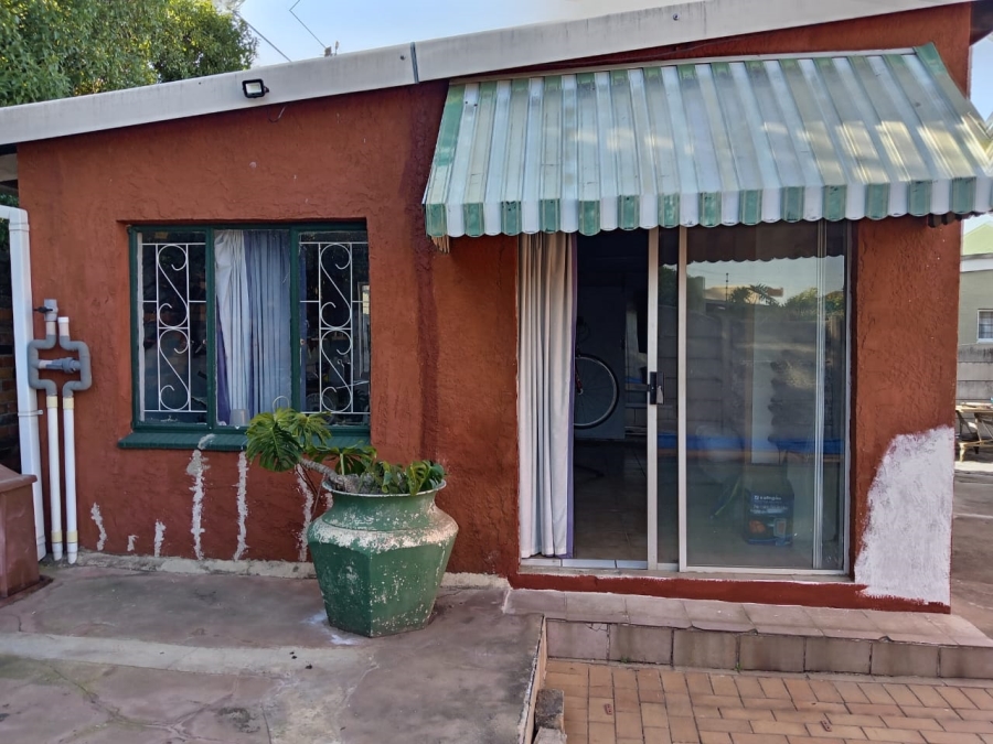 3 Bedroom Property for Sale in Roodepoort North Gauteng