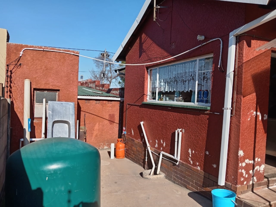 3 Bedroom Property for Sale in Roodepoort North Gauteng