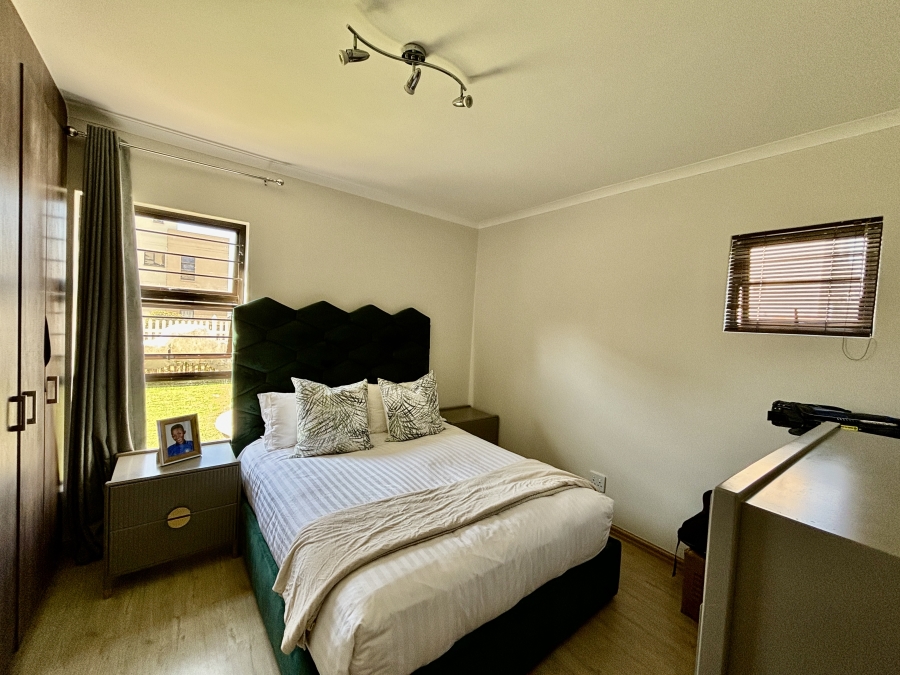 To Let 2 Bedroom Property for Rent in Barbeque Downs Gauteng