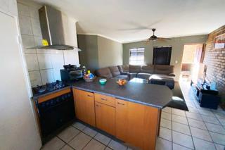 4 Bedroom Property for Sale in Castleview Gauteng