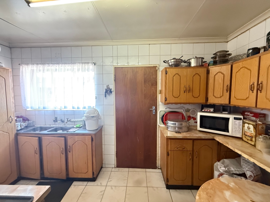 3 Bedroom Property for Sale in Lenasia South Gauteng