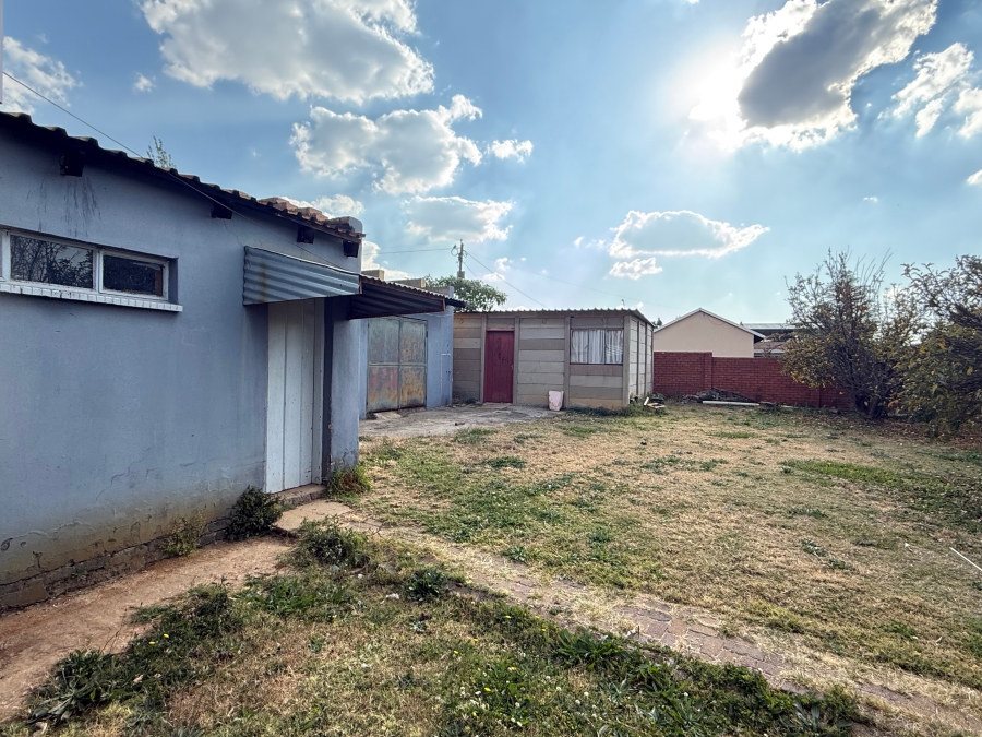 3 Bedroom Property for Sale in Lenasia South Gauteng