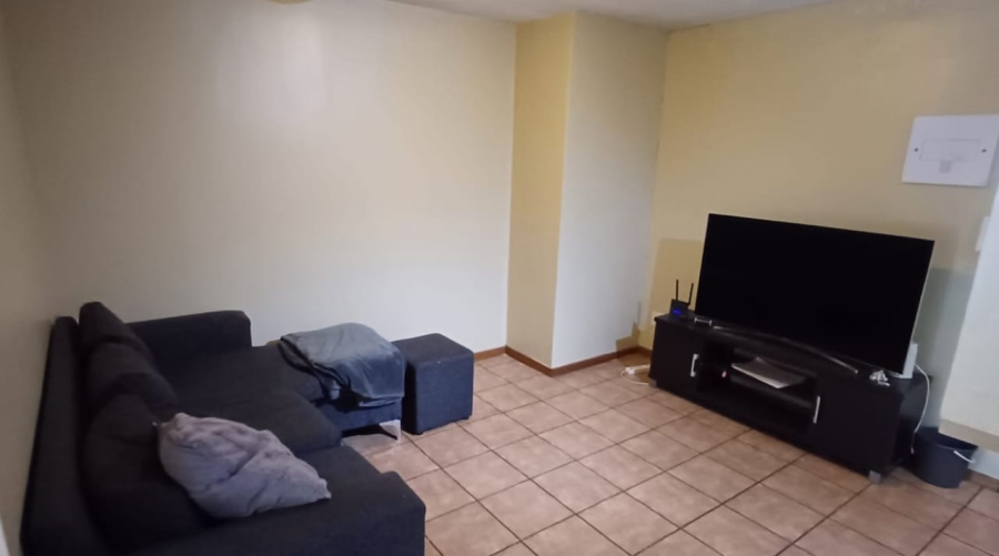 2 Bedroom Property for Sale in Hillcrest Gauteng