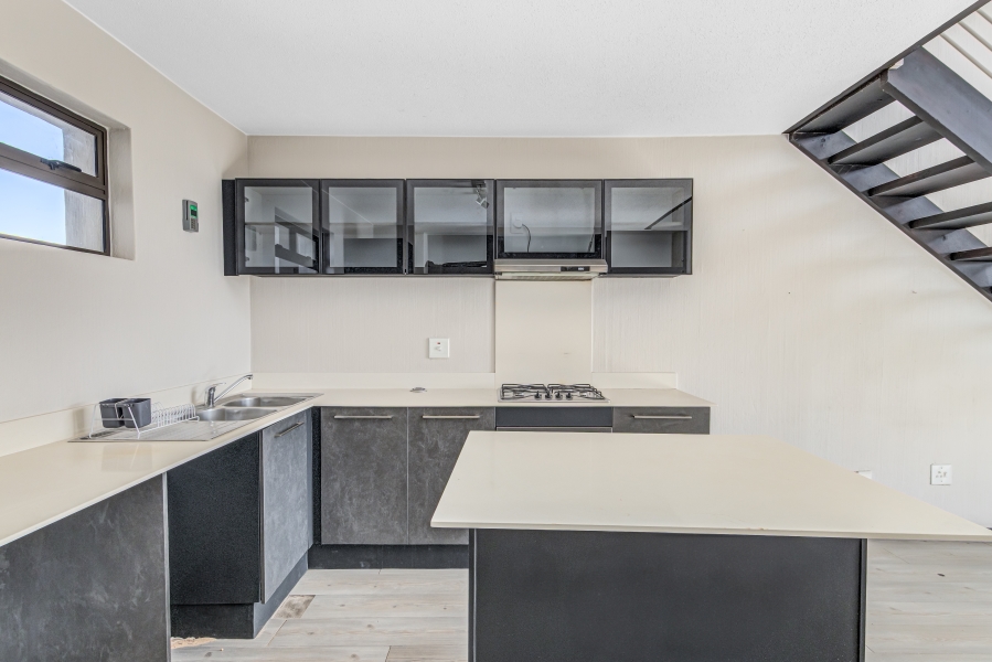 3 Bedroom Property for Sale in Broadacres Gauteng