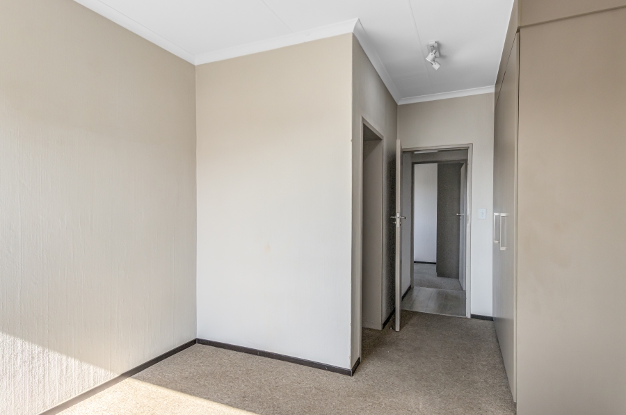 3 Bedroom Property for Sale in Broadacres Gauteng