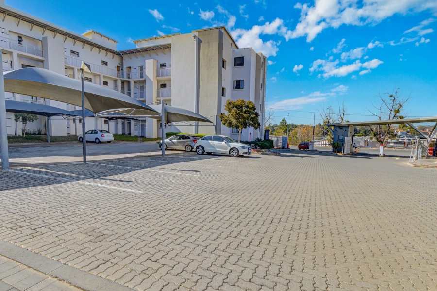 3 Bedroom Property for Sale in Broadacres Gauteng