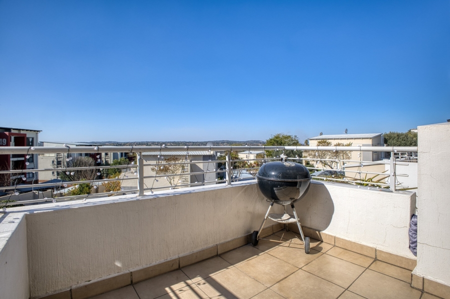 2 Bedroom Property for Sale in Beverley Gauteng