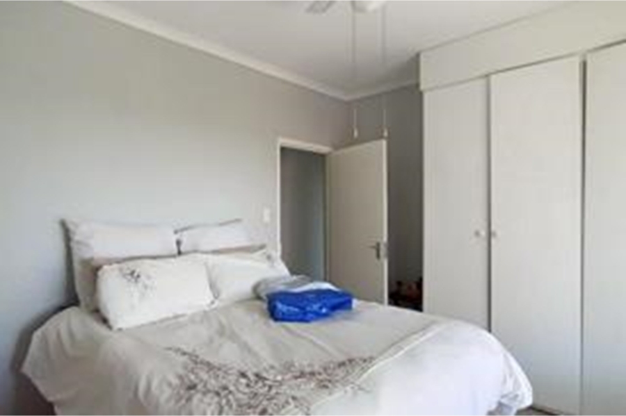 2 Bedroom Property for Sale in La Montagne Gauteng