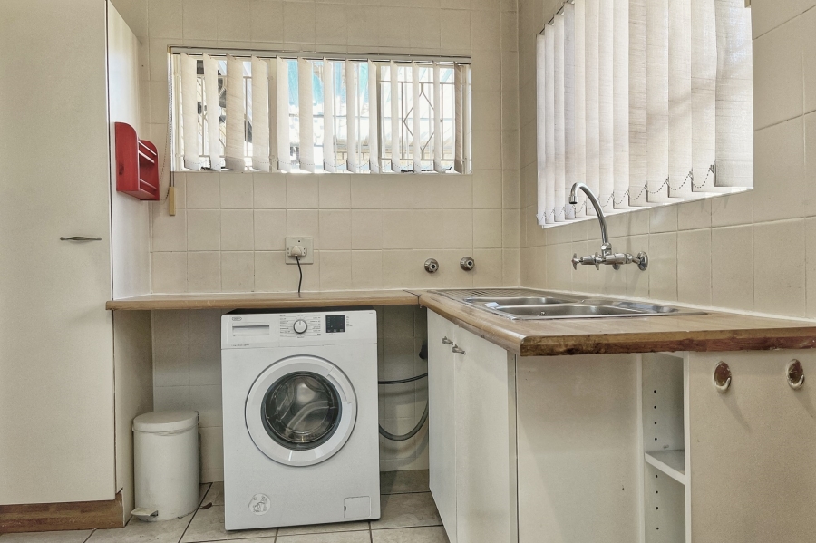 3 Bedroom Property for Sale in Fairland Gauteng