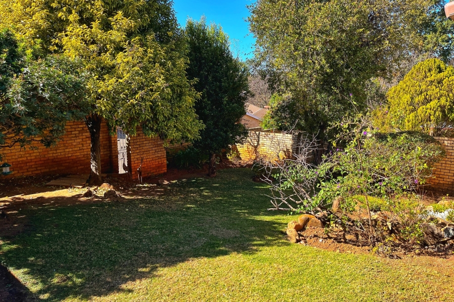 3 Bedroom Property for Sale in Fairland Gauteng