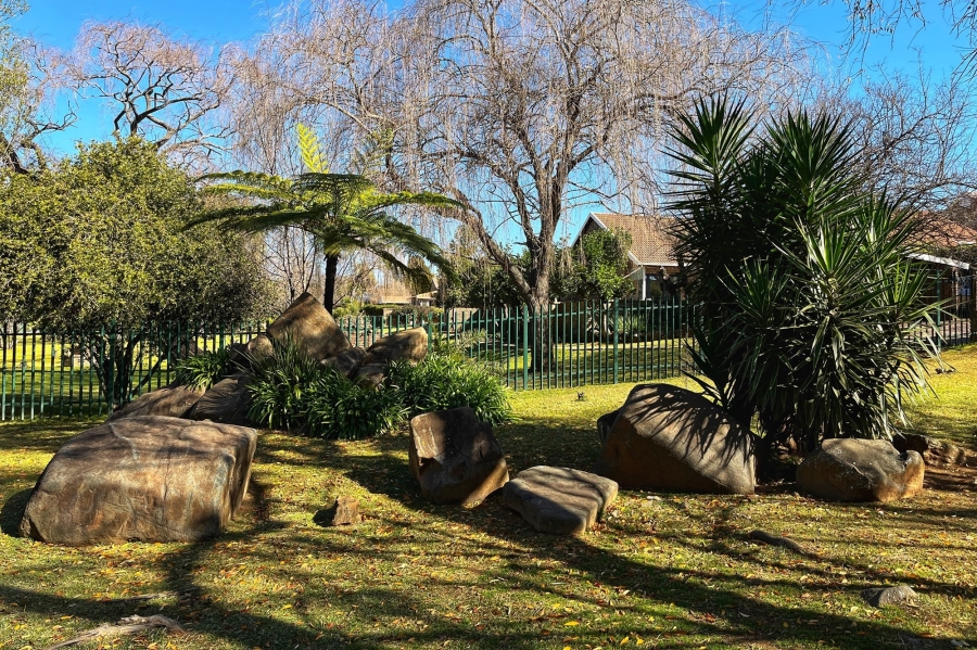 3 Bedroom Property for Sale in Fairland Gauteng