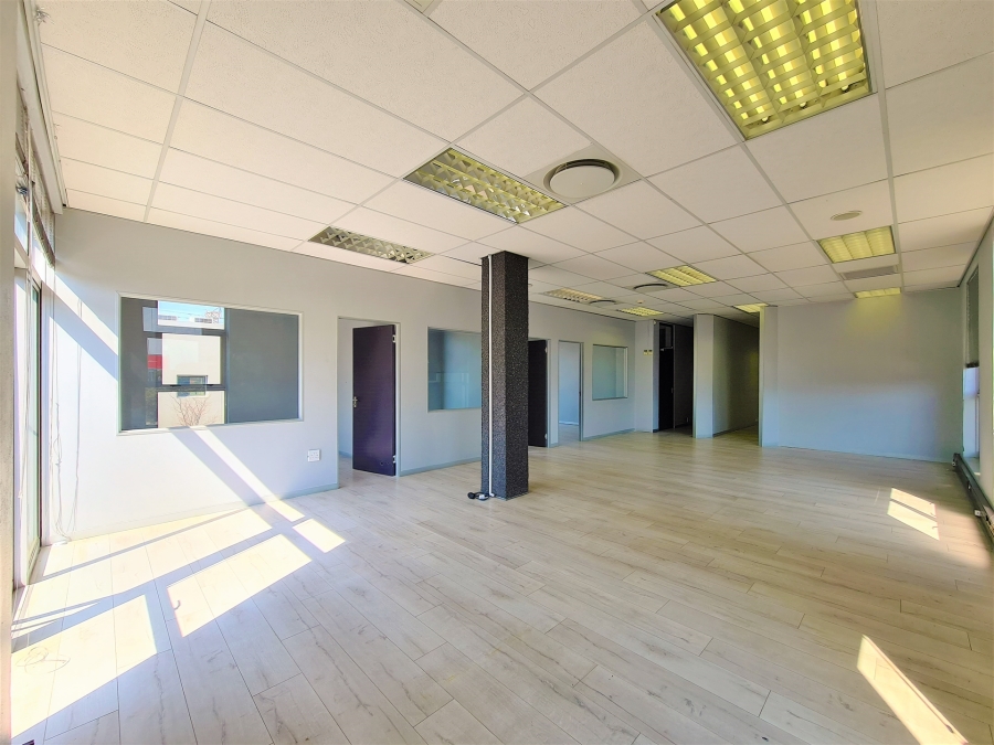 To Let commercial Property for Rent in Fourways Gauteng