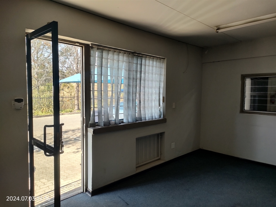 To Let commercial Property for Rent in Strijdom Park Gauteng