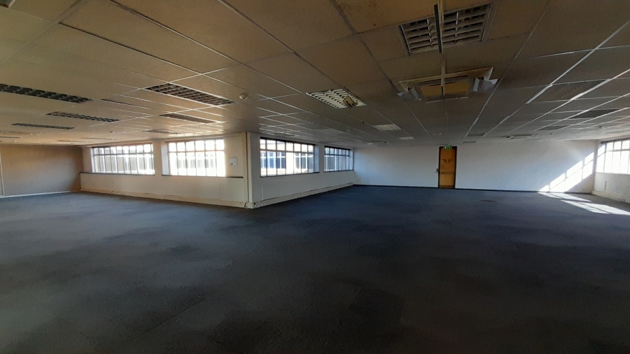 To Let commercial Property for Rent in Randjespark Gauteng