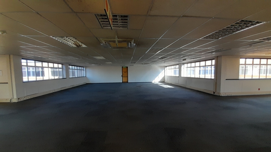 To Let commercial Property for Rent in Randjespark Gauteng