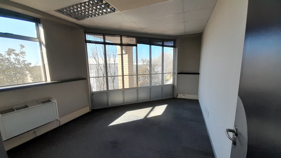 To Let commercial Property for Rent in Randjespark Gauteng