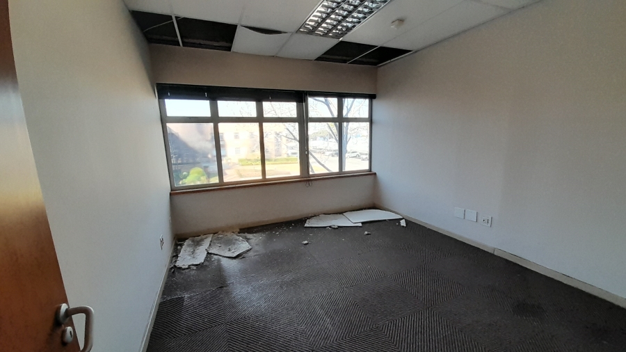 To Let commercial Property for Rent in Randjespark Gauteng
