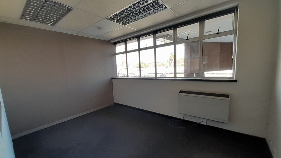 To Let commercial Property for Rent in Randjespark Gauteng