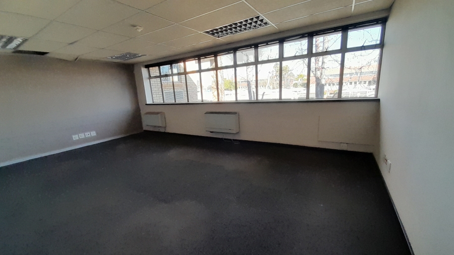 To Let commercial Property for Rent in Randjespark Gauteng
