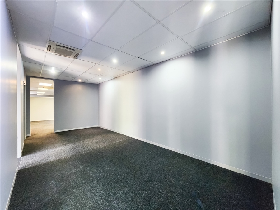 To Let commercial Property for Rent in Strubensvallei Gauteng