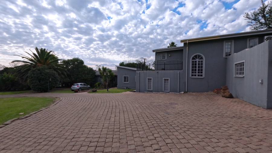 To Let commercial Property for Rent in Berario Gauteng