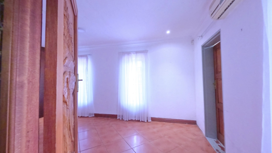 To Let commercial Property for Rent in Berario Gauteng