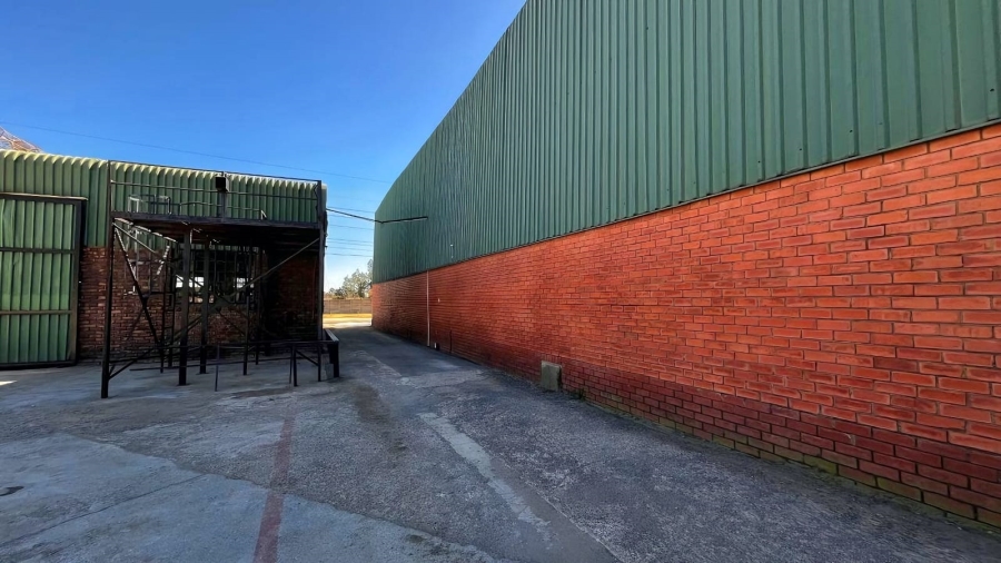Commercial Property for Sale in Zesfontein A H Gauteng