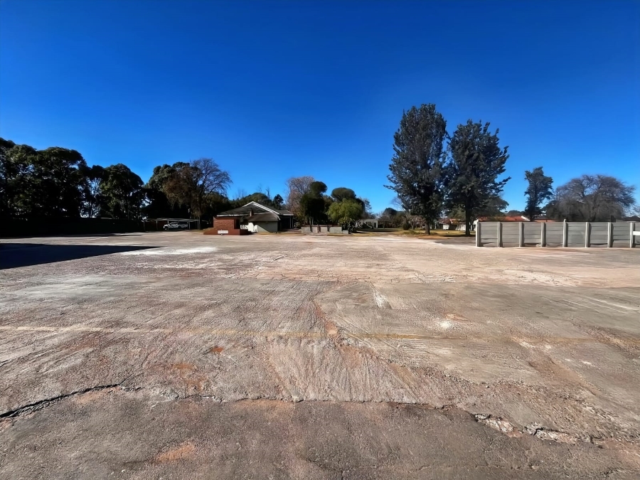Commercial Property for Sale in Zesfontein A H Gauteng