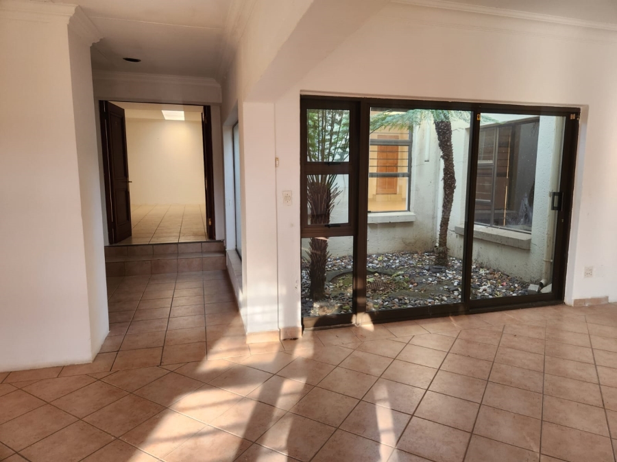 To Let commercial Property for Rent in Wilgeheuwel Gauteng