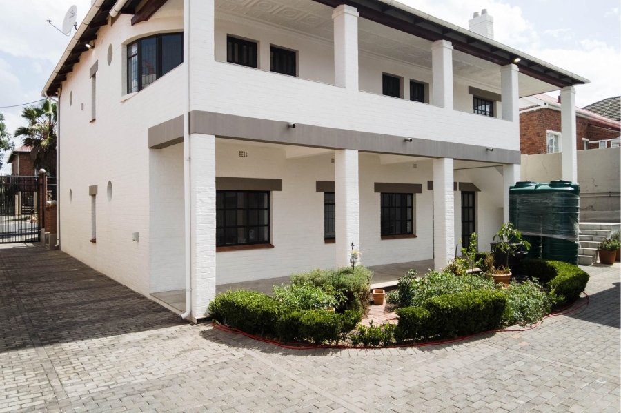 5 Bedroom Property for Sale in Kensington Gauteng