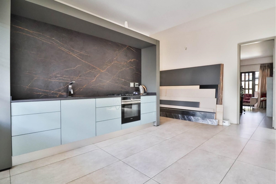 5 Bedroom Property for Sale in Kensington Gauteng
