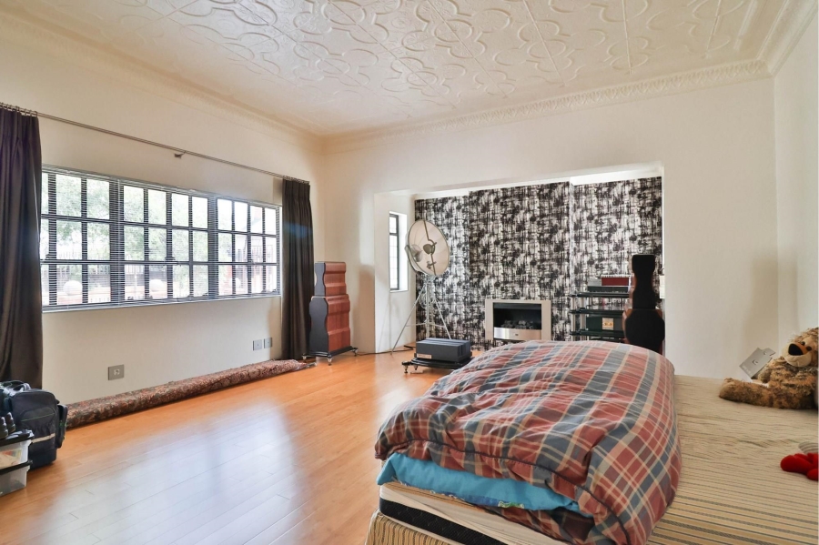 5 Bedroom Property for Sale in Kensington Gauteng