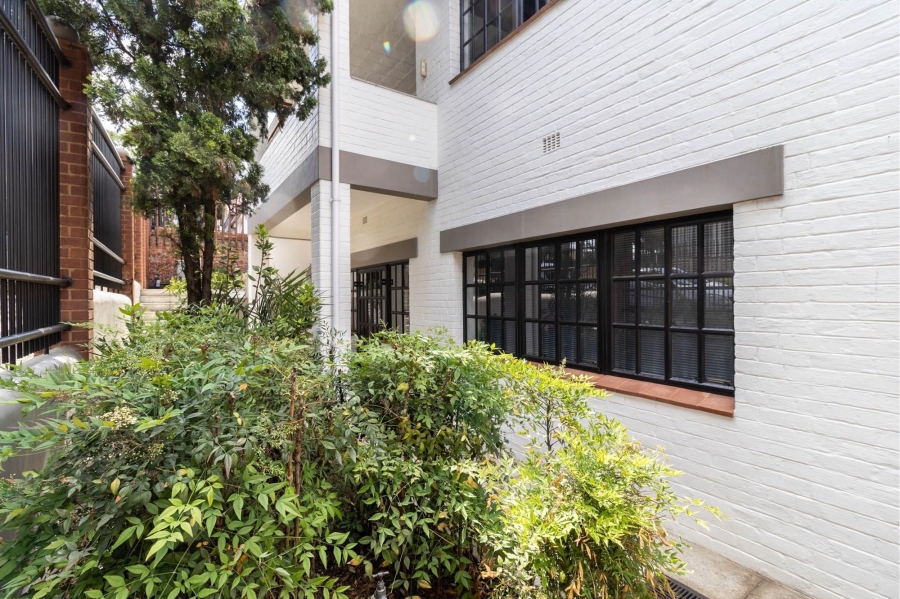 5 Bedroom Property for Sale in Kensington Gauteng