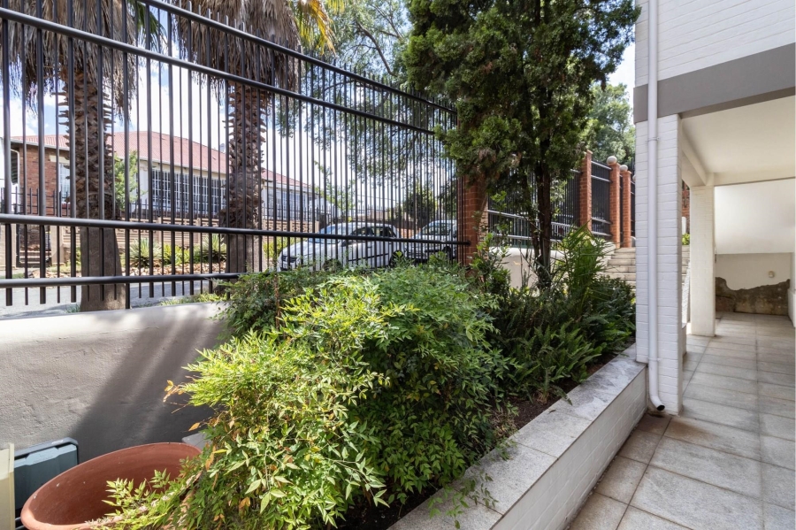 5 Bedroom Property for Sale in Kensington Gauteng