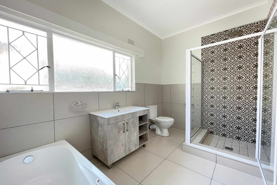 To Let 4 Bedroom Property for Rent in Rivonia Gauteng