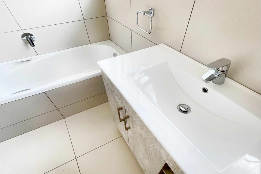 To Let 4 Bedroom Property for Rent in Rivonia Gauteng