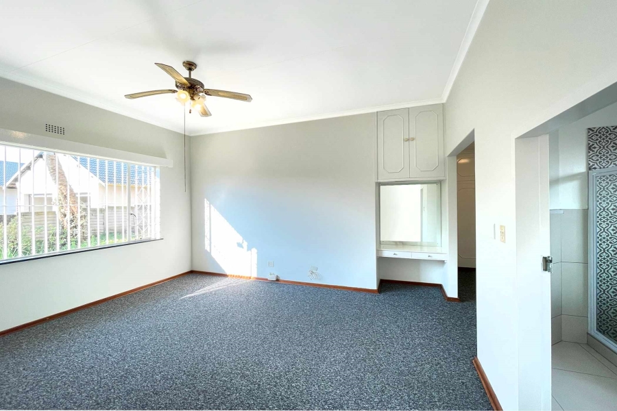 To Let 4 Bedroom Property for Rent in Rivonia Gauteng