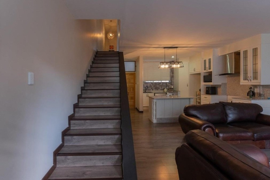 2 Bedroom Property for Sale in Bedford Gardens Gauteng