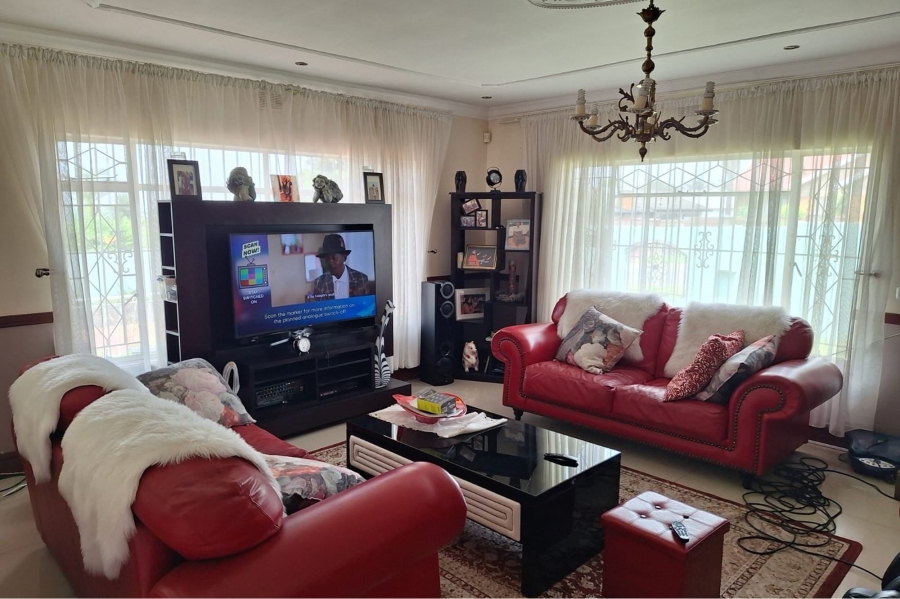 4 Bedroom Property for Sale in South Crest Gauteng