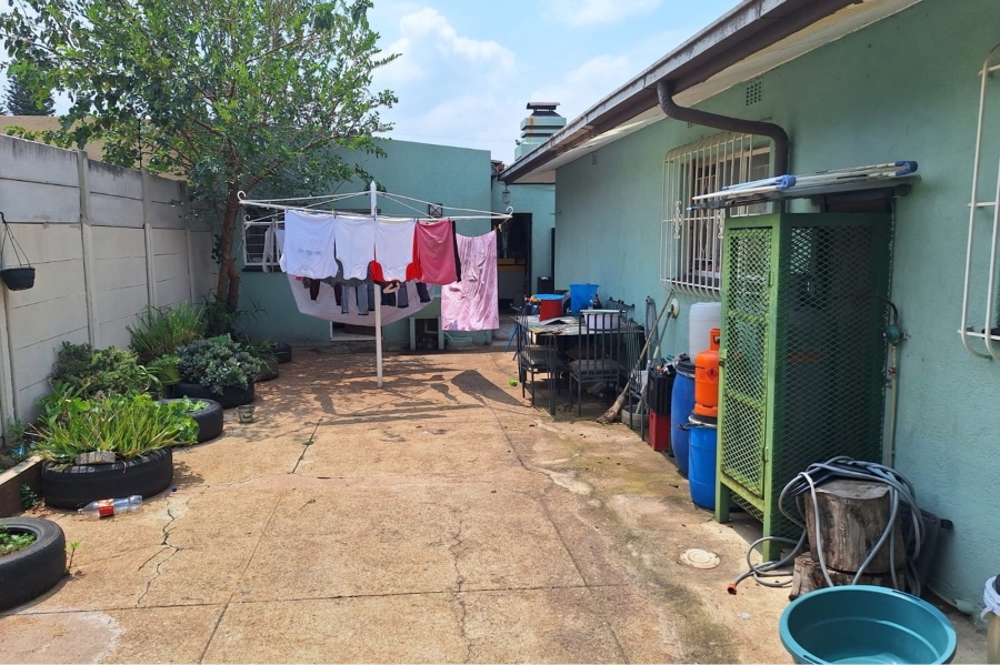 4 Bedroom Property for Sale in South Crest Gauteng