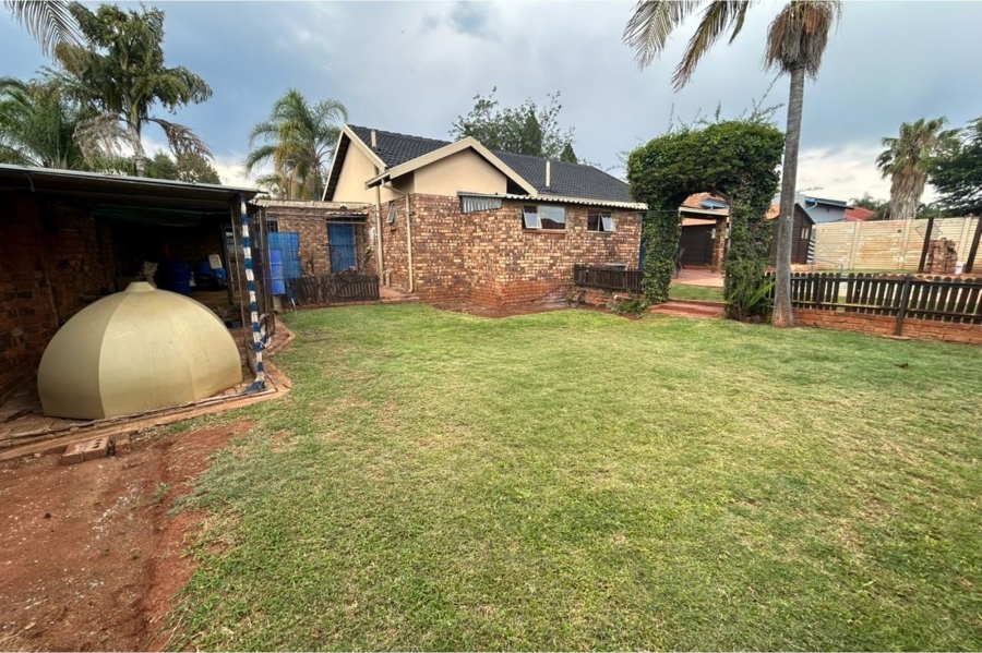 To Let 3 Bedroom Property for Rent in The Orchards Gauteng