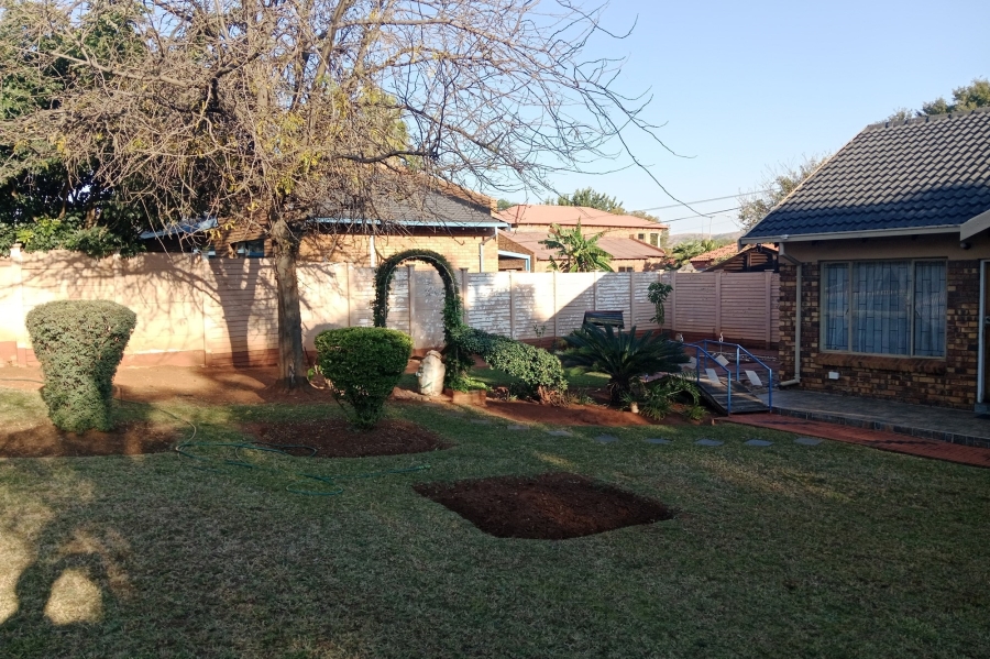 To Let 3 Bedroom Property for Rent in The Orchards Gauteng
