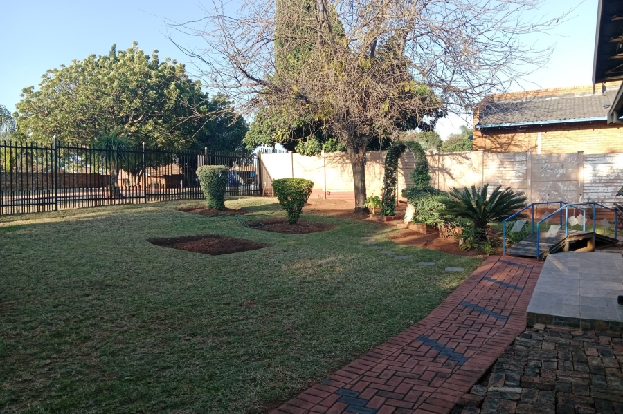 To Let 3 Bedroom Property for Rent in The Orchards Gauteng