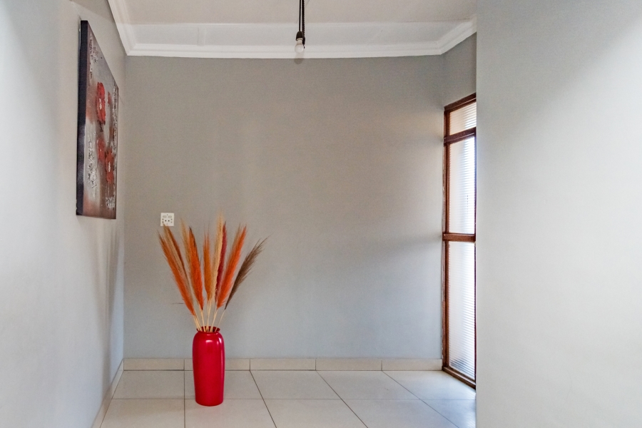 3 Bedroom Property for Sale in Florida Gauteng