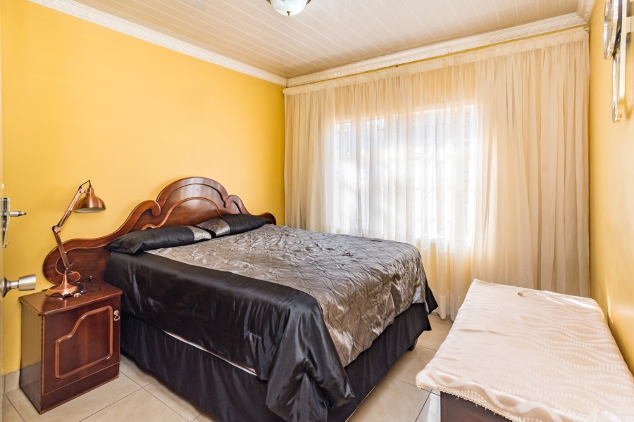 3 Bedroom Property for Sale in Protea North Gauteng