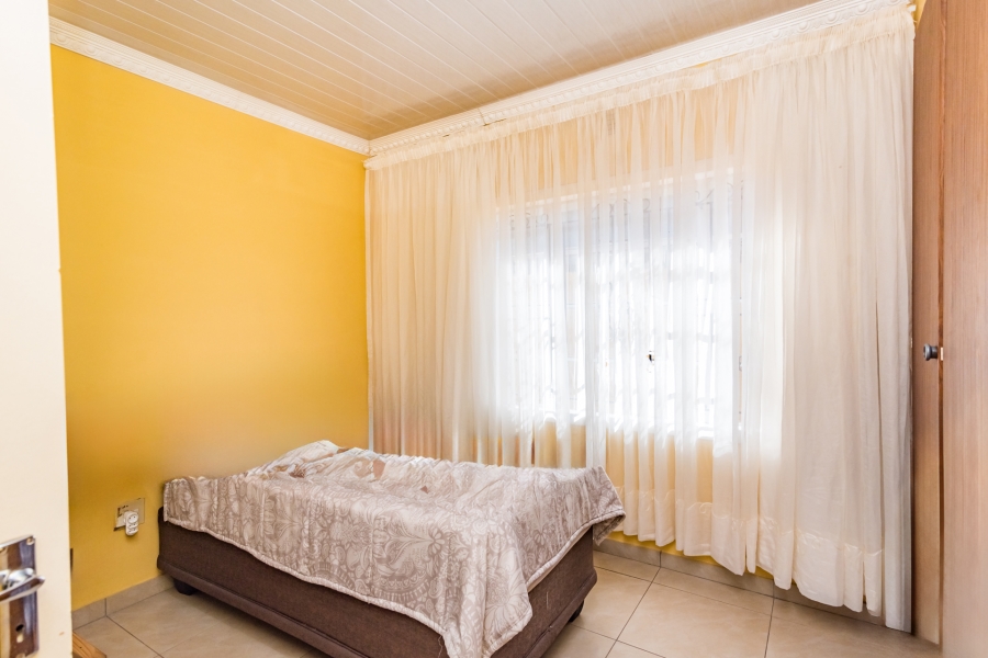 3 Bedroom Property for Sale in Protea North Gauteng