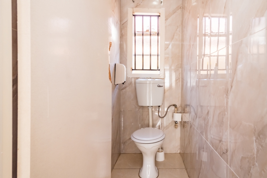 3 Bedroom Property for Sale in Protea North Gauteng