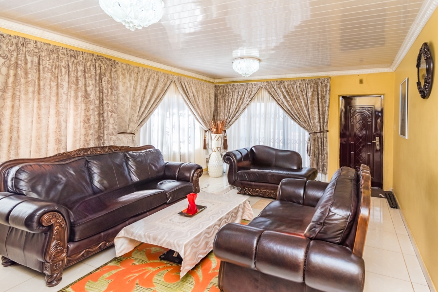 3 Bedroom Property for Sale in Protea North Gauteng