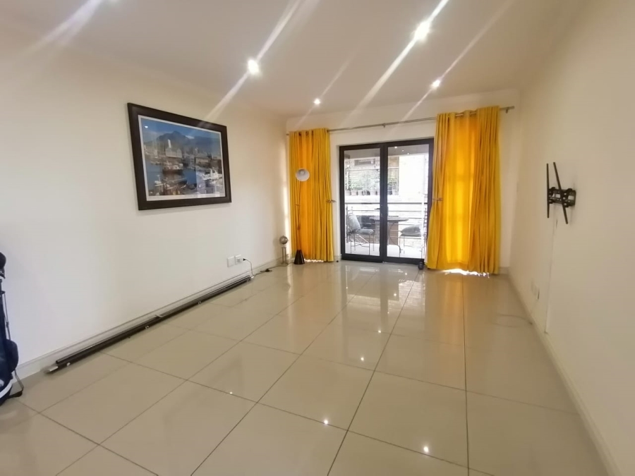 To Let 2 Bedroom Property for Rent in Mondeor Gauteng